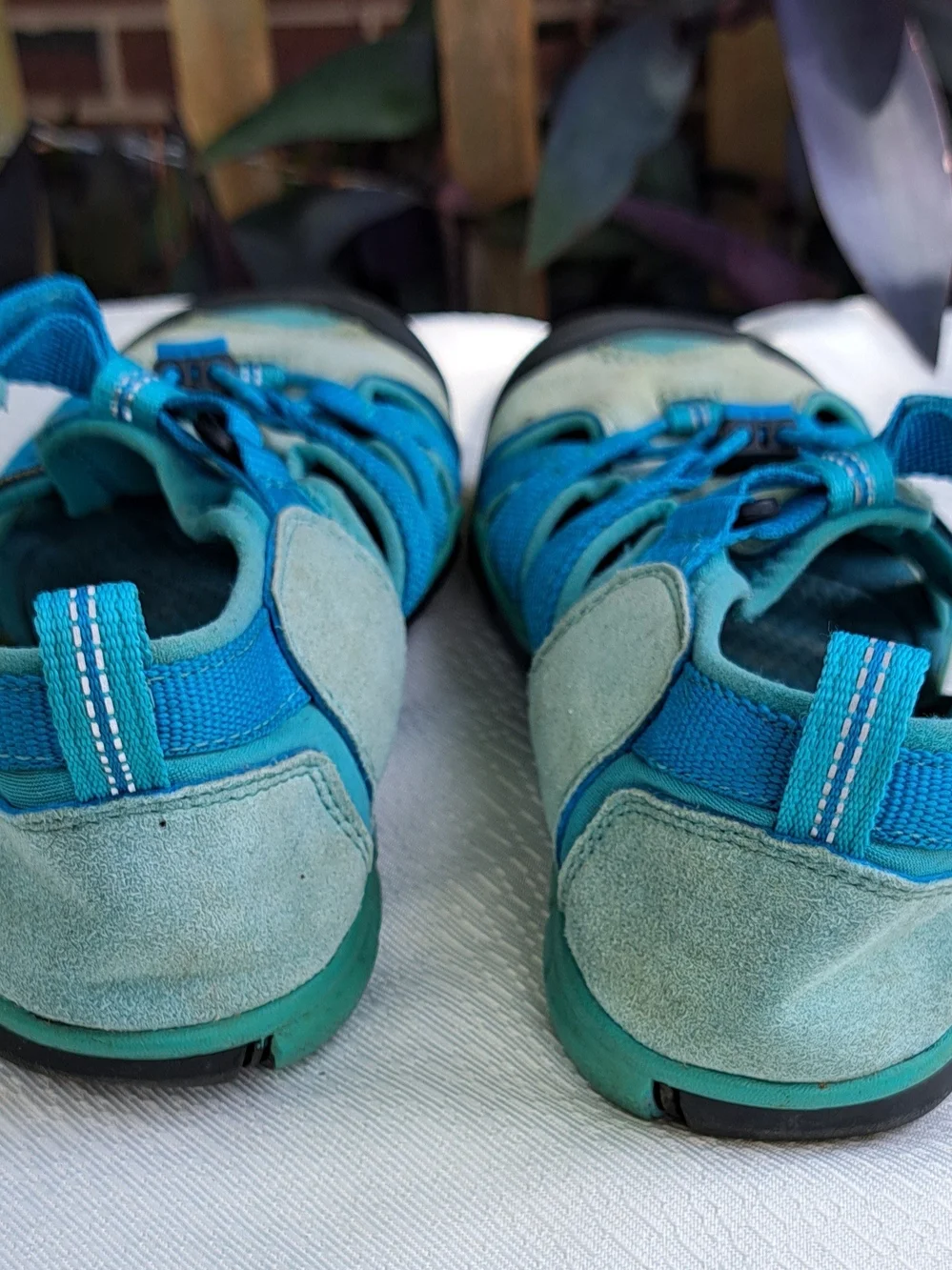 KEEN Kids 4 Whisper Teal Waterproof Sandals